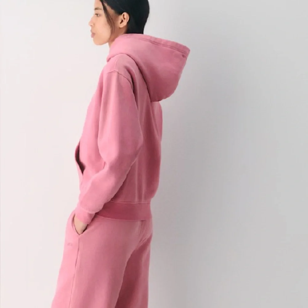 Aritzia Oversized Dusty Rose Comfy Hoodie- NWT - Picture 3 of 14